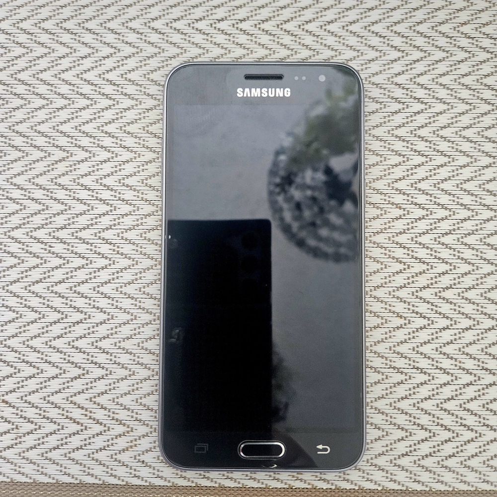 Samsung Galaxy J3 V Android Smartphone 16GB Verizon Wireless - Picture 2 of 6